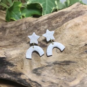 Specked Star Wishbone Earrings